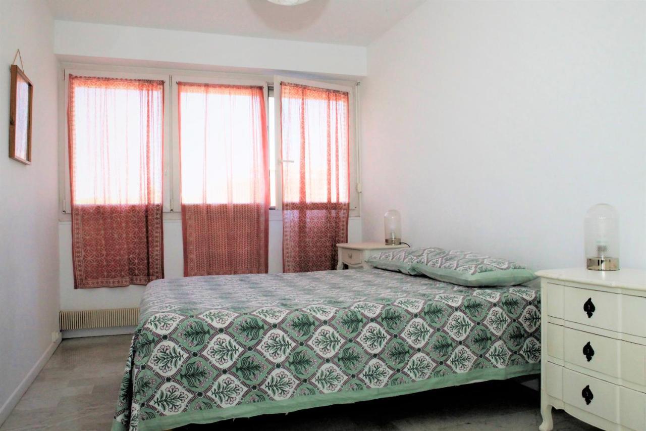 Appartement T3 Plein Centre แซ็งต์-ราฟาเอล ภายนอก รูปภาพ